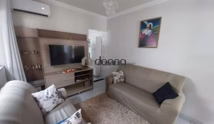 Casa à venda, 3 quartos, 2 vagas, Parque Exposição - Uberaba/MG