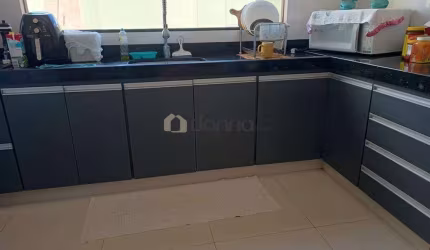 Casa à venda, 2 quartos, 2 suítes, 2 vagas, Parque das Laranjeiras - Uberaba/MG