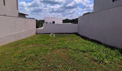 Lote no Condomínio Estância dos Ipês