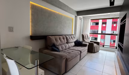 VENDO - APARTAMENTO 100% MOBILIADO E DECORADO | 02 DORMITÓRIOS | 50 MTS DA PRAIA