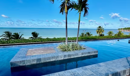 ALUGUEL - Lindo Flat mobiliado à beira de Cabo Branco