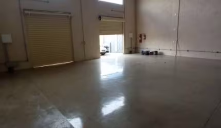 ÓTIMO SALÃO PARA VENDA, BAIRRO FRATERNIDADE, 120m², 2 banheiros com acessibilidade, 2 portas na frente, bem localizado na avenida do bairro, proximo
