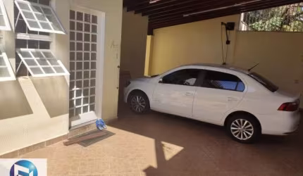 Imóvel de luxo no bairro Imperial, São José do Rio Preto-SP: 4 quartos, 2 suítes, 2 salas, 3 banheiros, 2 vagas, 200m². Venha conhecer!