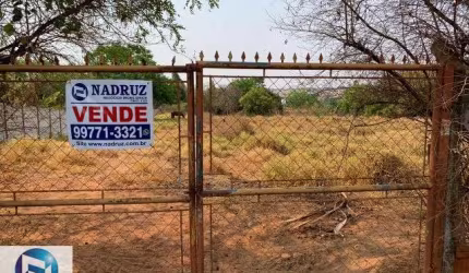 Chácara à venda em São José do Rio Preto-SP, bairro Estância Bela Vista: 5.000m² de área!