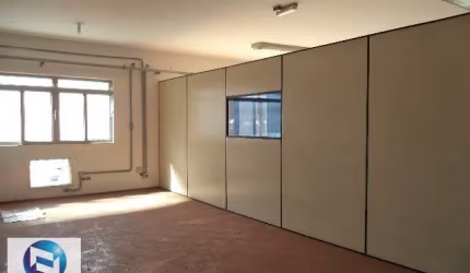 TODO O SEGUNDO ANDAR DO PRÉDIO DISPONIVEL PARA LOCAÇÃO,  POSSUI ELEVADOR, 12 SALAS DE TAMANHOS VARIADOS, 04 BANHEIROS, COZINHA, BEM DIVIDIDO, IDEAL PA