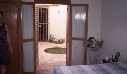 Imperdível Casa Comercial à Venda em São José do Rio Preto - Jardim Alvorada  4 Qts, 3 Suítes, 3 Salas, 6 Banheiros, 6 Vagas  362m²