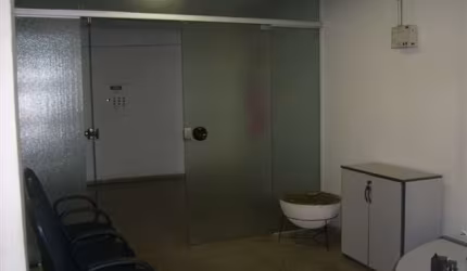 VARIAS SALAS E WCS; RECEPÇÃO; SALA DE REUNIÃO;COPA/REFEITÓRIO; NA REDENTORA PARA CLINICAS; ESCRITORIOS.