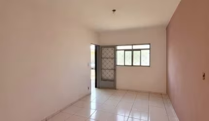 Casa Comercial para Locação em São José do Rio Preto-SP: 3 quartos, 3 salas, 2 banheiros, 1 vaga de garagem, 100m²