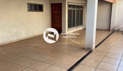 Espetacular casa à venda em São José do Rio Preto-SP, Cidade Jardim: 3 quartos, 1 suíte, 3 salas, 2 vagas, 289 m².