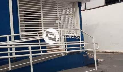 Casa comercial, locação,  são jose do rio preto, bairro santa cruz, com 115 m², 05 salas, excelente localização, próximo a bancos, cartórios, mercado municipal, acesso rápido as avenidas, cozinha, ban