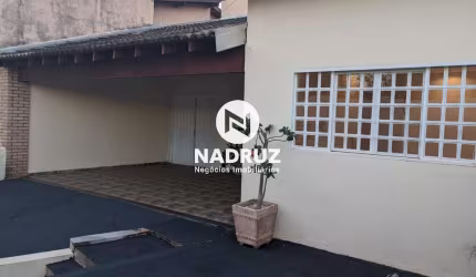Casa à venda ou locação em São José do Rio Preto - Residencial Palestra: 2 quartos, 1 suíte, 2 salas, 3 banheiros, 3 vagas de garagem, 145 m².