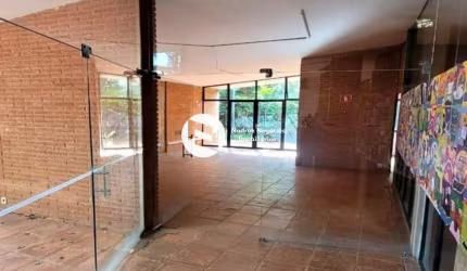 Prédio Comercial para Locação na Vila São José, São José do Rio Preto-SP: 1 Quarto, 5 Salas, 4 Banheiros, 5 Vagas, 339m².