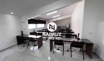 Casa Comercial para Locação em São José do Rio Preto-SP, Jardim Alvorada: 7 Salas, 4 Banheiros, 700m² de Área. Venha Conferir!