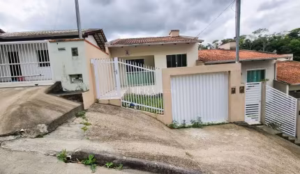 Casa com 3 quartos à venda na Escola Agrícola, Blumenau , 103 m2 por R$ 425.000