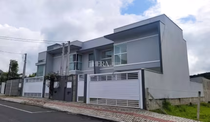 Casa com 3 quartos à venda na Bela Vista, Gaspar , 140 m2 por R$ 685.000