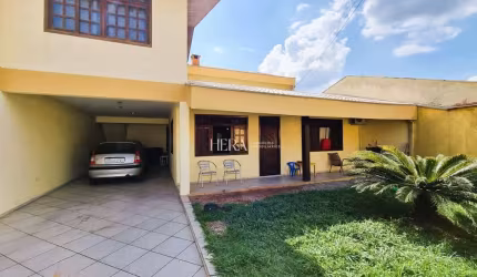 Casa com 5 quartos à venda no Valparaíso, Blumenau  por R$ 940.000
