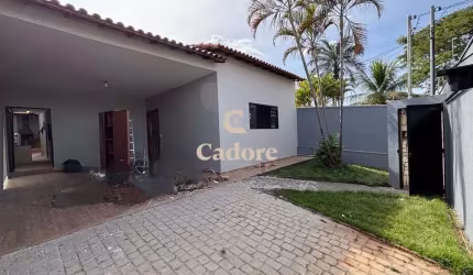Casa à venda no Cidade Jardim com 4/4 sendo um suíte com closet e banheira