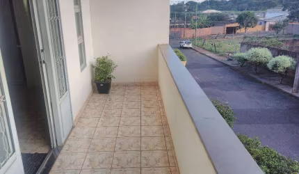 Casa com 3 dormitórios à venda, 228 m² por R$ 300.000,00 - Vila São Cristóvão - Uberaba/MG