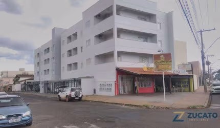 Apartamento com 2 dormitórios à venda, 62 m² por R$ 250.000,00 - Santa Maria - Uberaba/MG