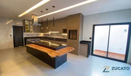 Casa à venda, 216 m² por R$ 1.550.000,00 - Estância dos Ipês - Uberaba/MG
