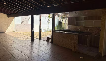 Casa com 3 dormitórios à venda por R$ 390.000,00 - Conjunto Costa Telles II - Uberaba/MG