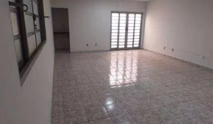 Sala para alugar, 38 m² por R$ 650,00/mês - Bom Retiro - Uberaba/MG
