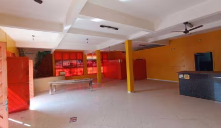 Ponto para alugar, 150 m² por R$ 5.563,54/mês - Nossa Senhora da Abadia - Uberaba/MG