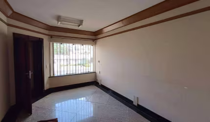 Sala para alugar, 140 m² por R$ 800,00/mês - Estados Unidos - Uberaba/MG