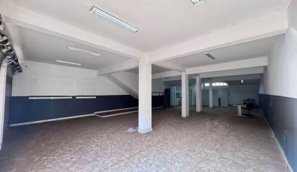 Galpão para alugar, 200 m² por R$ 6.102/mês - São Benedito - Uberaba/MG