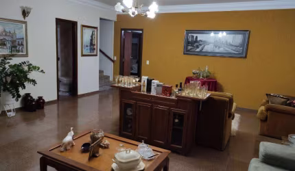 Casa com 4 dormitórios à venda, 280 m² por R$ 880.000,00 - Vila Olímpica - Uberaba/MG
