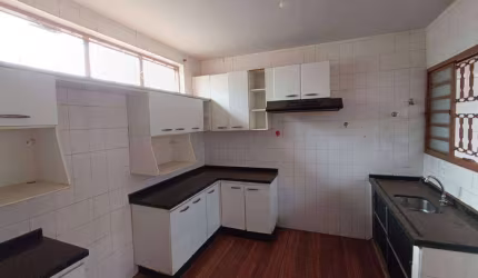 Casa com 2 dormitórios, 158 m² - venda por R$ 220.000,00 ou aluguel por R$ 1.072,16/mês - Nossa Senhora da Abadia - Uberaba/MG