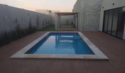 Casa com 3 dormitórios à venda, 250 m² por R$ 1.800.000,00 - Residencial Mário de Almeida Franco - Uberaba/MG