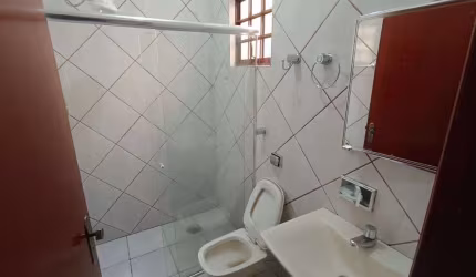 Casa com 2 dormitórios para alugar, 113 m² por R$ 1.444,09/mês - Deolinda Freire - Uberaba/MG