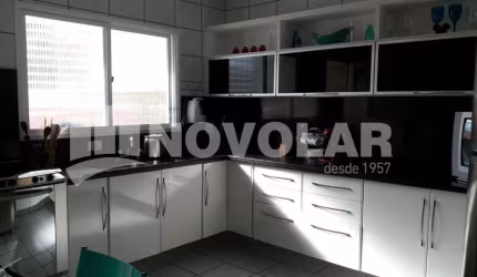 Sobrado em Condomínio no bairro Mandaqui com 3 dormitórios