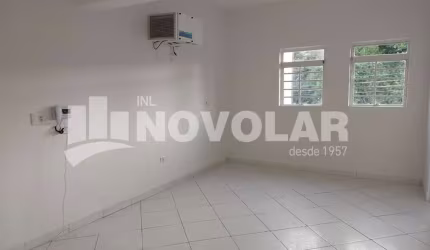 Conjunto Comercial, com 48 metros quadrados de área construída no Jardim Japão