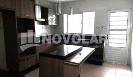 Sobrado com 3 dormitórios à Venda, 147 m²  Jardim Japão