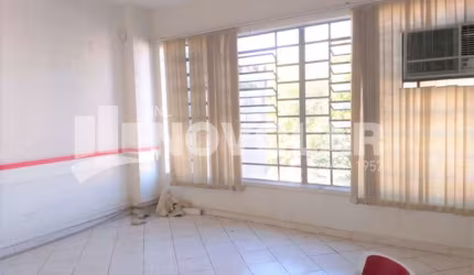 Prédio Comercial na Vila Maria - 4 Andares - Estrutura Completa para seus Negócios!
