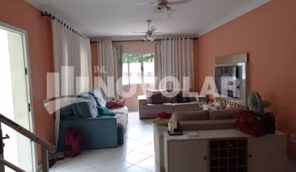Sobrado amplo à venda na Vila Maria com 4 dormitórios e 5 vagas