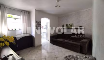 Casa Térrea no Jardim Andarai, com 232 m2 de terreno e 2 dormitórios, 4 vagas espaçosas