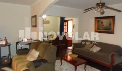 Sobrado Próximo à Engenheiro Caetano Alvares com 3 dormitórios e garagem para 6 autos!
