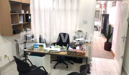 Sobrado na Vila Carrão com 2 dormitórios, 1 vaga e mais 1 dormitório, cozinha na  Vila Carrão .