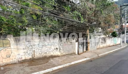 Terreno no bairro do Tremembé, com 320 m2, 2 frentes, sendo 10,20 metros de frente