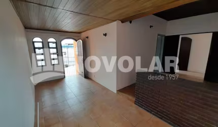 Casa Térrea para Locação na Vila Maria ? 2 Dormitórios, Quintal e 2 Vagas