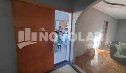 Sobrado na Vila Medeiros com 3 Dormitórios (1 Suíte ) e 2 Vagas