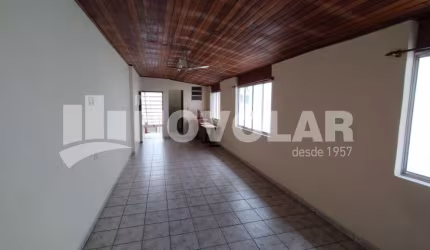 Sobrado Amplo para Locação na Vila Maria com 4 Dormitórios, Quintal e Conforto em Cada Detalhe