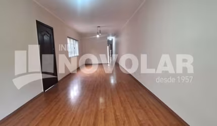 Sobrado em Santana Para Locação Comercial. Possuí 4 vagas de Garagem. Agende Sua Visita e Conheça!