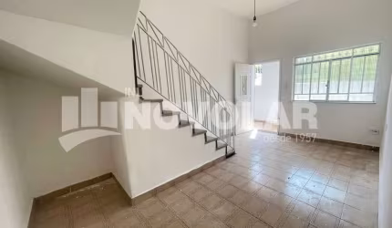 Sobrado no Jardim Brasil com 2 Dormitórios  e  1 Vaga