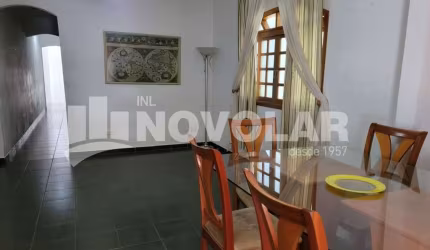 Ótima Oportunidade de Negócio em Santa Teresinha ? Casa Térrea com Terreno Amplo!
