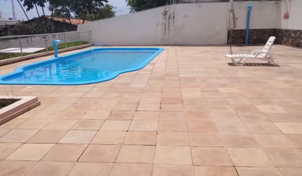 Apartamento 2/4 com elevador Cond. Rosas dos Ventos em Lauro