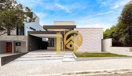 Casa térrea com 150 m² 3 suites à venda no Condomínio Terras do Vale - Caçapava/SP